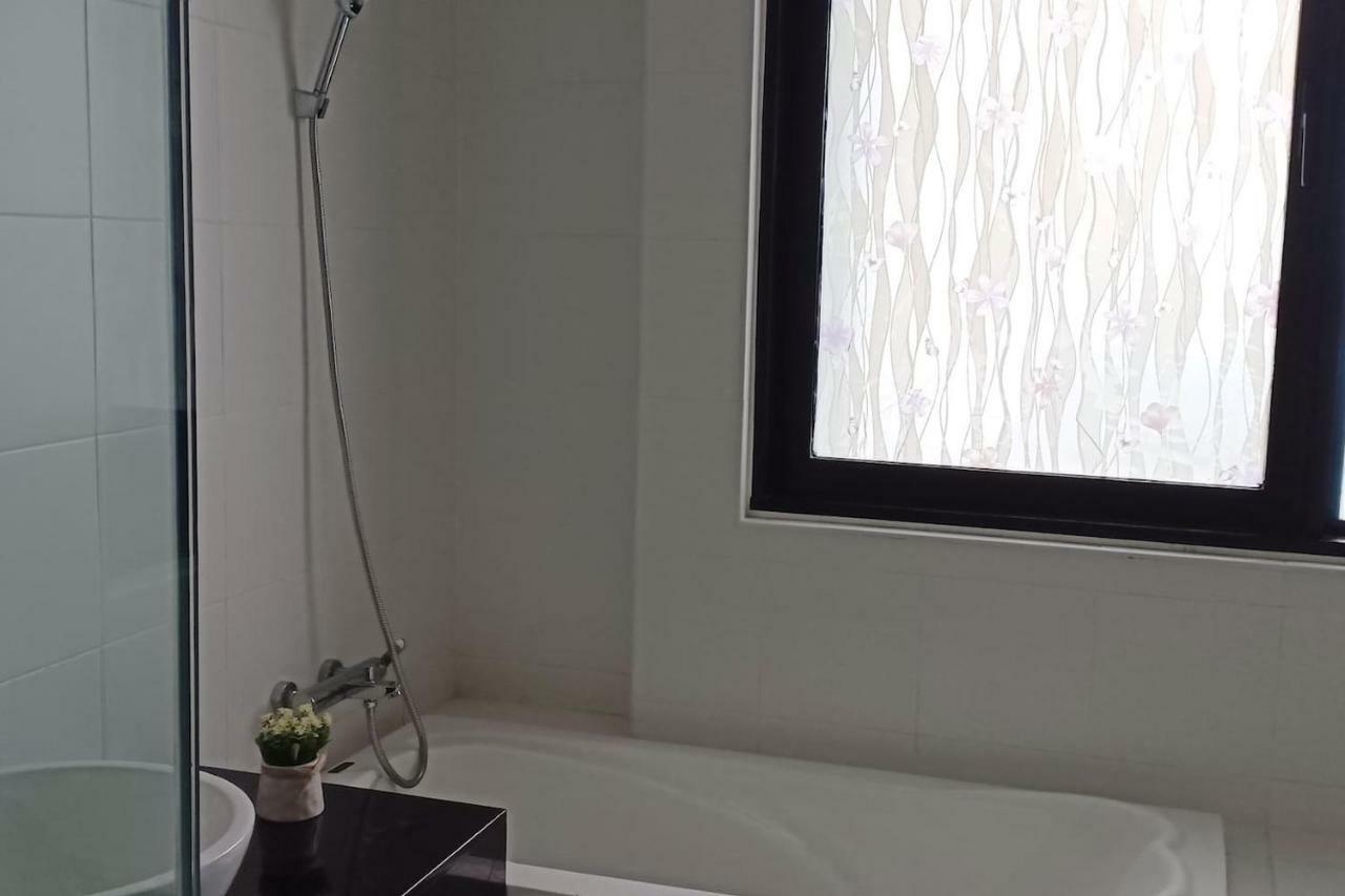 Manee Home Kota Damansara Kuala Selangor Extérieur photo